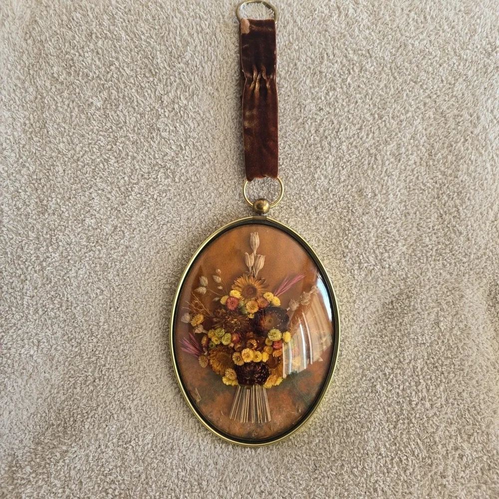 Vintage Cideart Belgium Straw Flowers Domed Frame Large Display Decor Wall Art